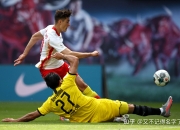 开云APP-莱比锡红牛球员重回赛场，助球队取胜