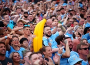 开云官网-欧洲足球联赛的球迷热情高涨的简单介绍