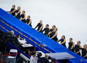 开云下载-巴西选手荣获女子速滑短道米铜牌