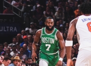 开云体育登录-尼克斯获得胜利，球员发挥出色