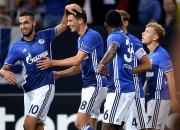 开云体育app-沙尔克04队员火力全开，主场豪取三分