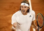 开云体育APP下载-包含拉沃尔杯逆转戴维斯杯，西西帕斯统治全场的词条