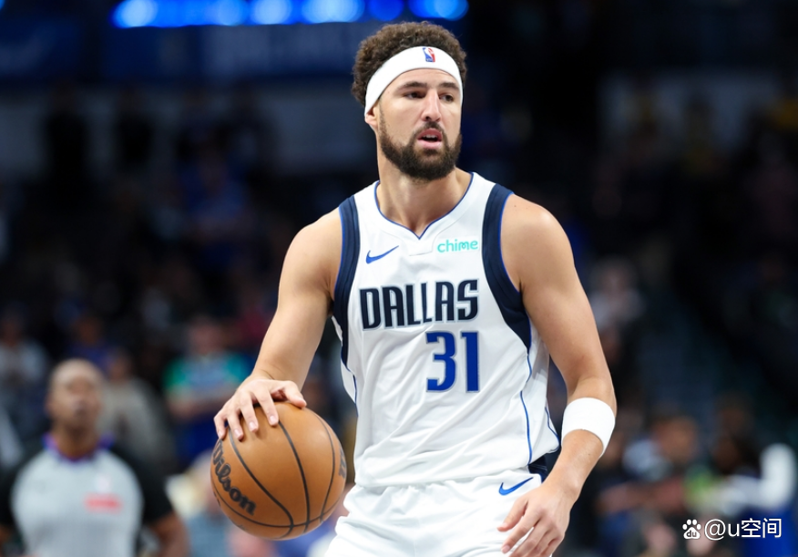 包含雄鹿射手稳定表现，为球队带来稳固支撑的词条