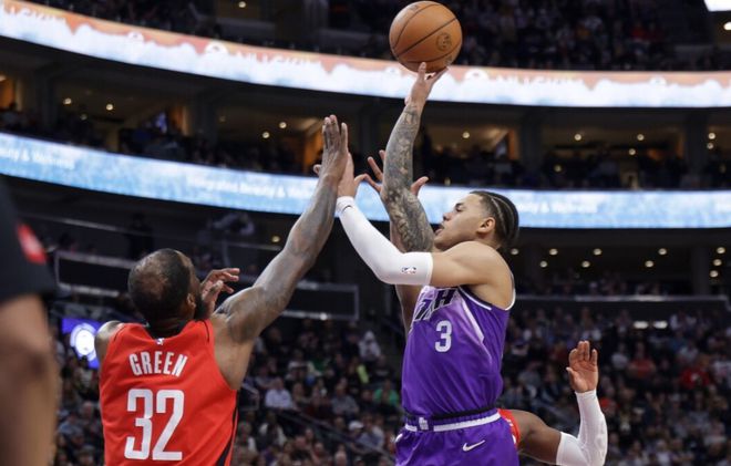 尼克斯惊险胜火箭,新秀乔丹果断绝杀的简单介绍 尼克斯惊险胜火箭,新秀乔丹果断绝杀的简单介绍