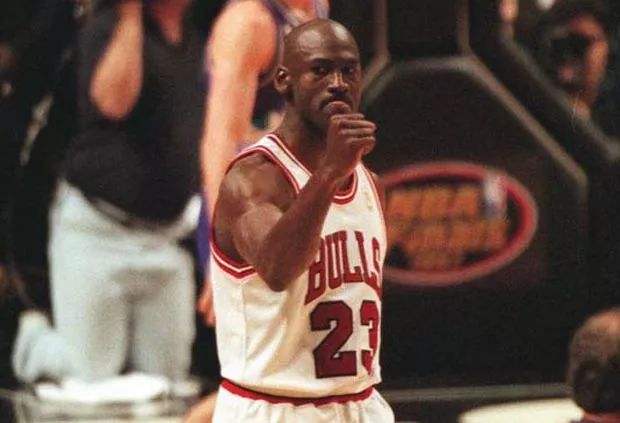 尼克斯惊险胜火箭,新秀乔丹果断绝杀的简单介绍 尼克斯惊险胜火箭,新秀乔丹果断绝杀的简单介绍