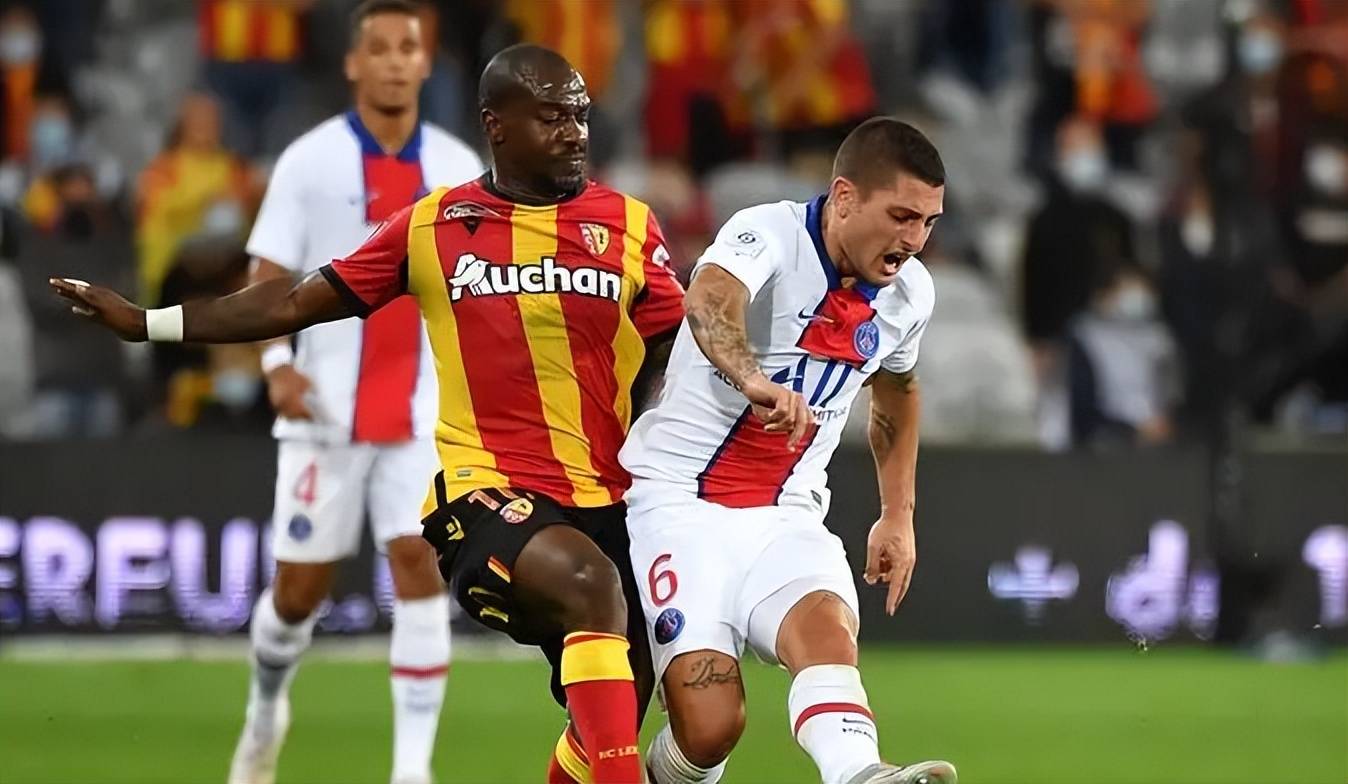 都灵将迎战摩纳哥,两队将在赛场上进行激烈较量 都灵将迎战摩纳哥,两队将在赛场上进行激烈较量