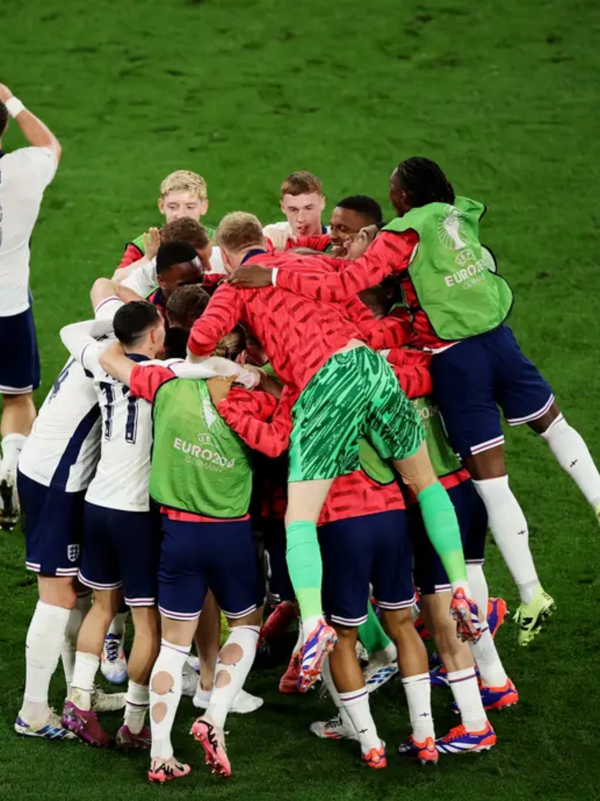 英格兰女足成功击败强敌,晋级半决赛 英格兰女足成功击败强敌,晋级半决赛