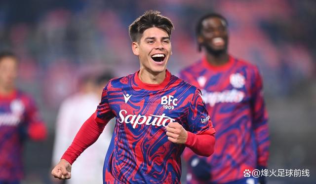 包含乌拉圭球队在逆境中崛起，亚冠战事风起云涌的词条