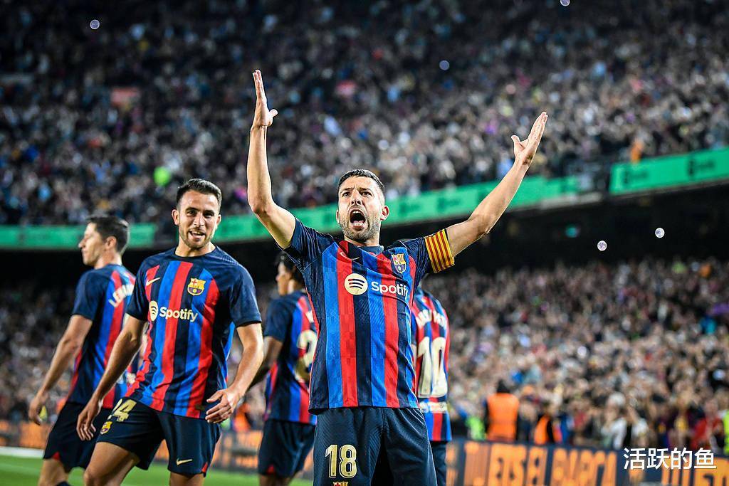 巴萨前锋频频破门，助球队连胜三场