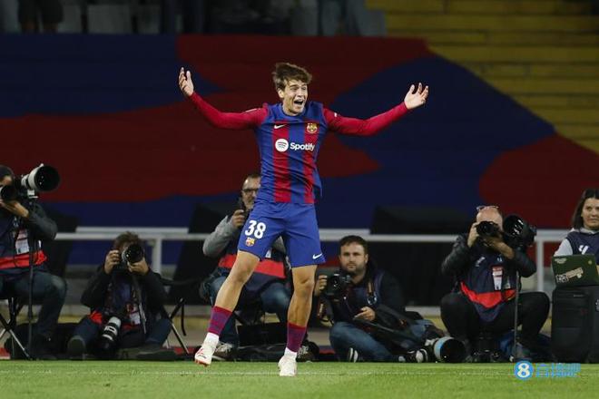 巴萨前锋频频破门，助球队连胜三场