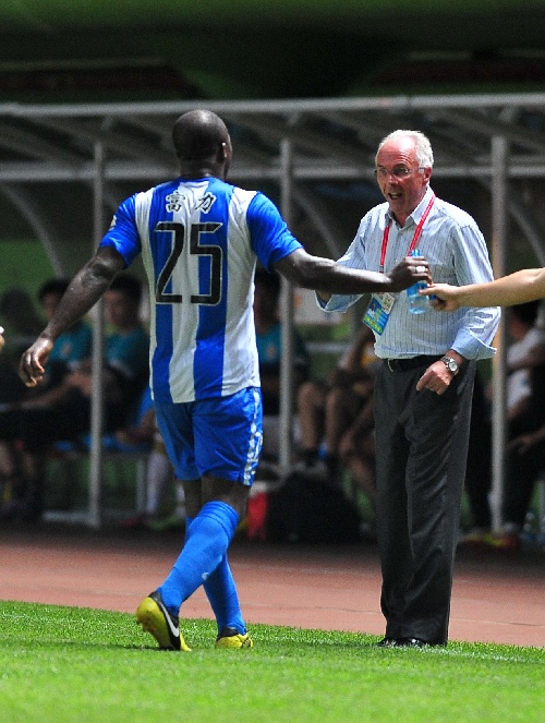 包含富力迎战申鑫，双方将争夺保级关键三分的词条