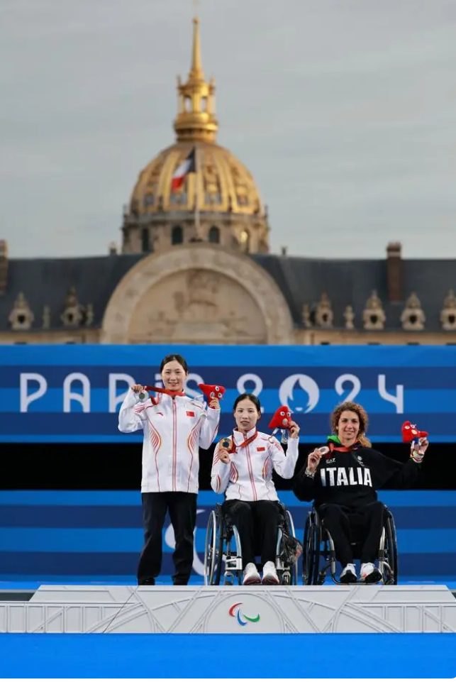 匈牙利运动员在射箭项目中斩获金牌