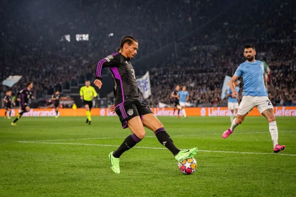 包含拉齐奥客场不敌，联赛形势逐渐失去控制的词条