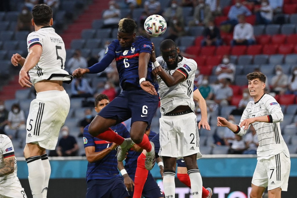 关于瑞士队迎战爱尔兰队，胜负难分的信息