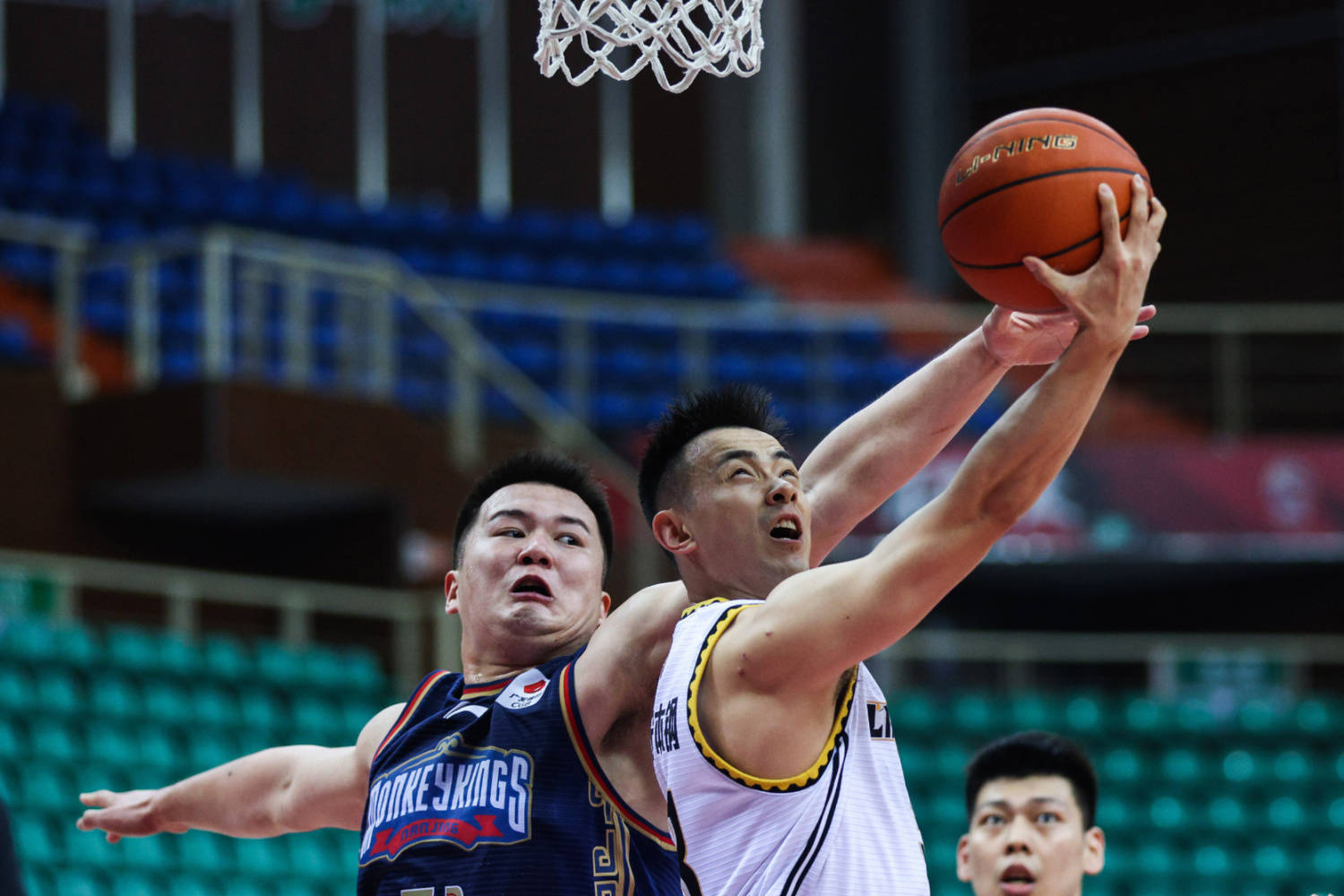 关于安徽队奋力拼搏，成功杀入CBA总决赛的信息