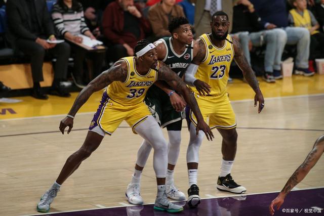 雄鹿队火力全开,让对手束手无策的简单介绍 雄鹿队火力全开,让对手束手无策的简单介绍