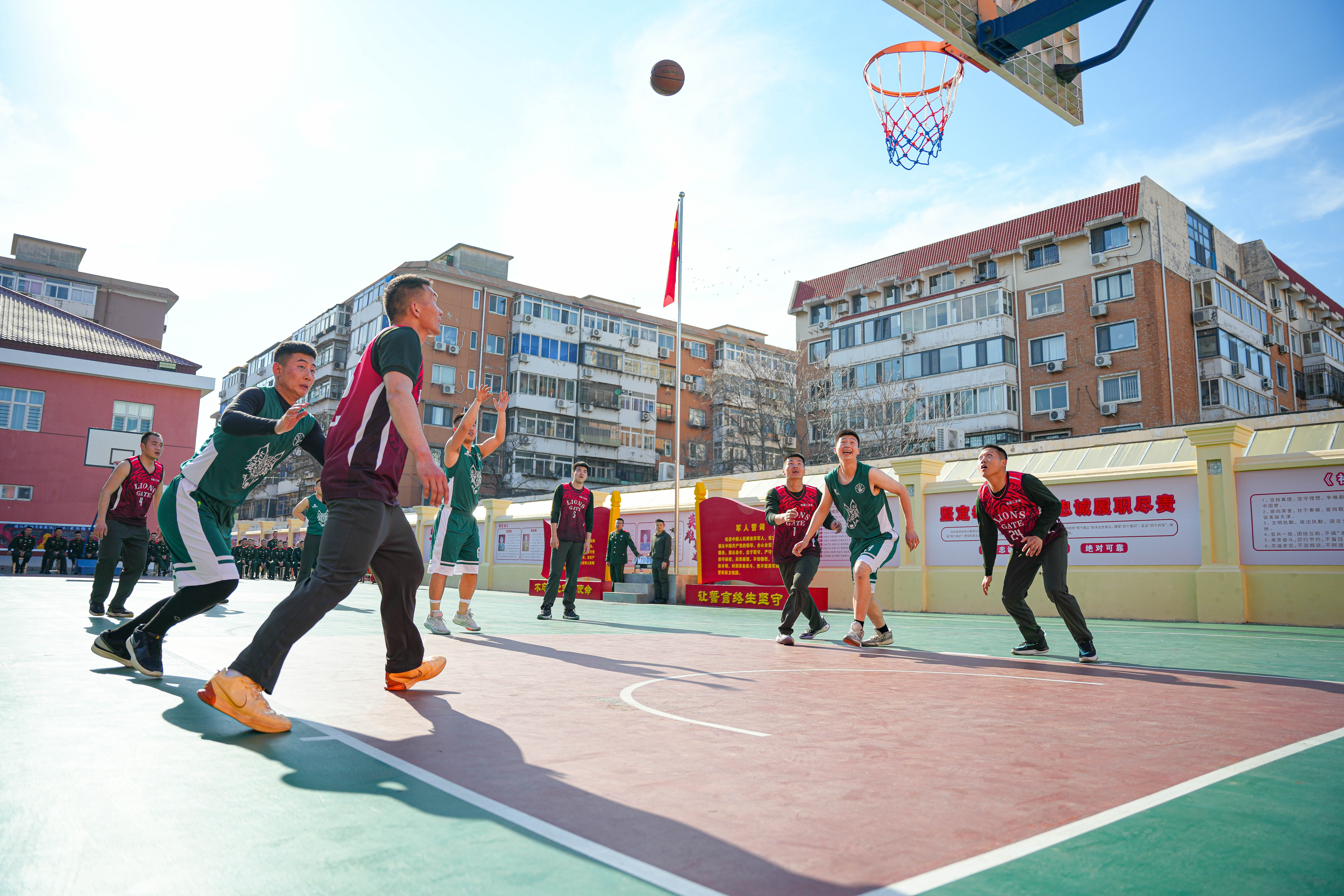 天津男篮备战对决，团结一致备战的简单介绍