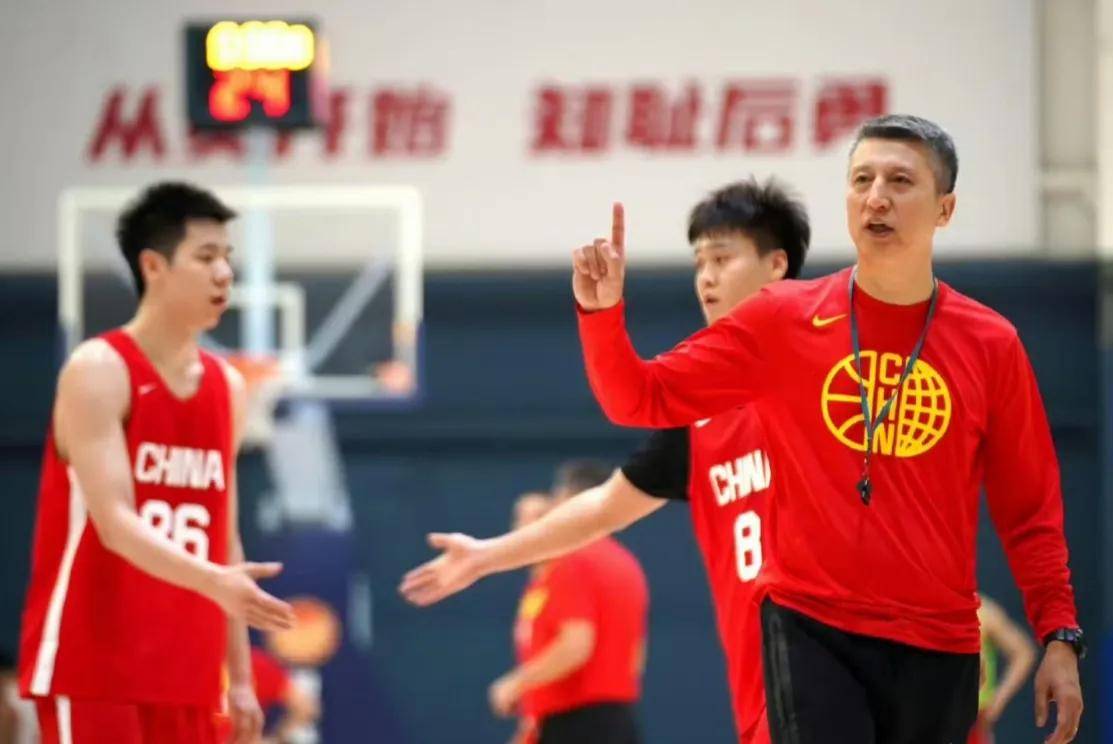 天津男篮备战对决，团结一致备战的简单介绍