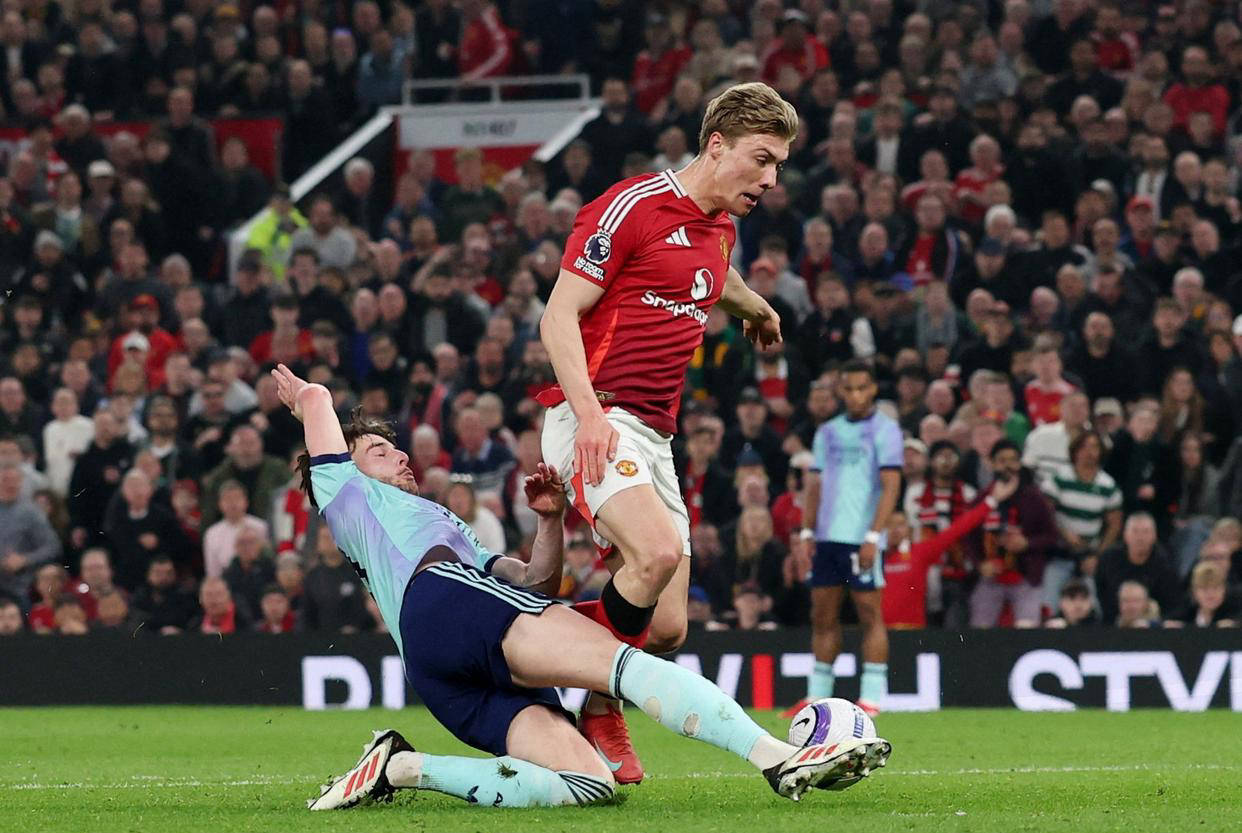 阿森纳队在比赛中再次夺取胜利