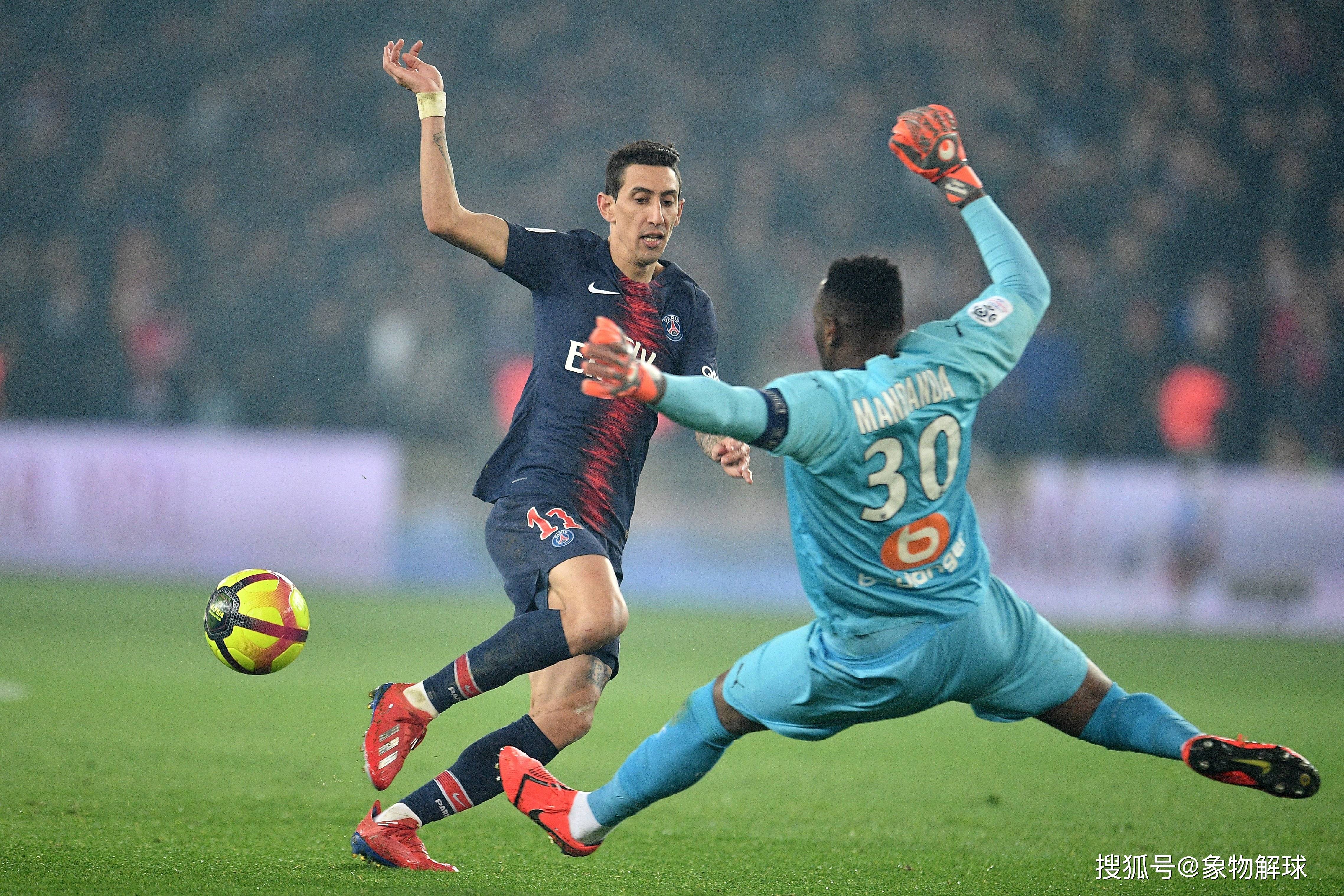 关于精彩绝伦:足球比赛场面震撼的信息 关于精彩绝伦:足球比赛场面震撼的信息