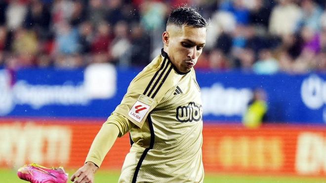 格拉纳达在主场大胜，豪取三分领先积分的简单介绍