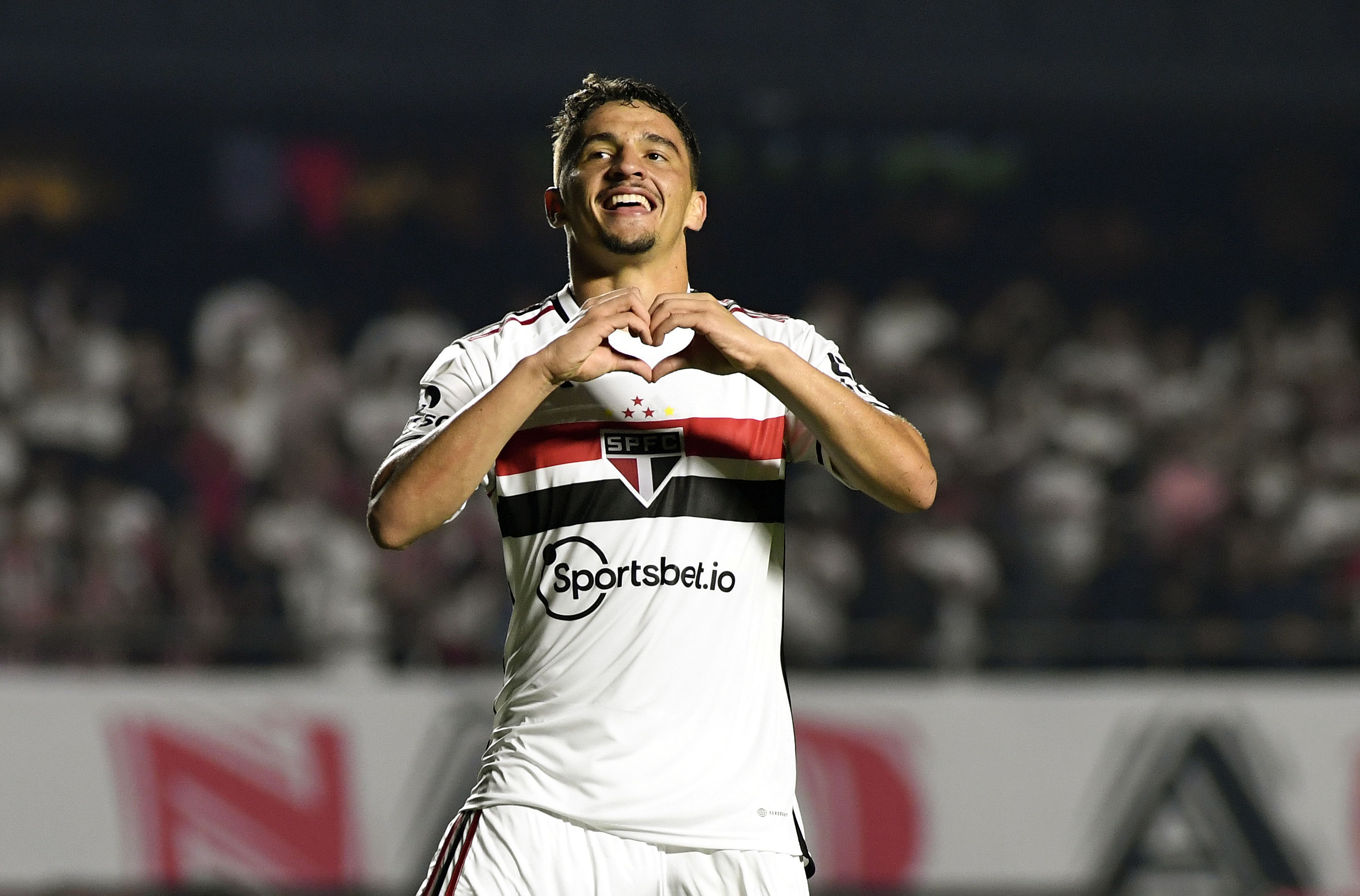 包含内蒙古北方前锋独破进球，率队取得三分的词条