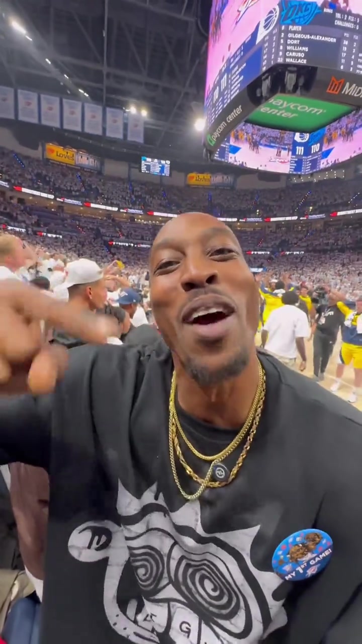 包含绝杀瞬间回放，球迷狂热欢呼不止的词条