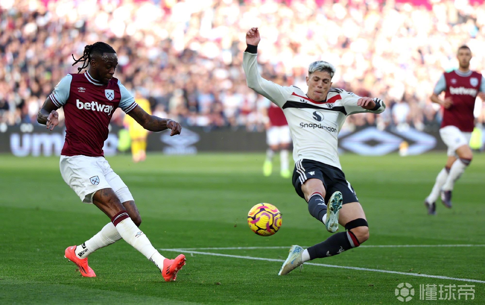 曼联主场不敌南安普顿,欧联希望渺茫的简单介绍 曼联主场不敌南安普顿,欧联希望渺茫的简单介绍