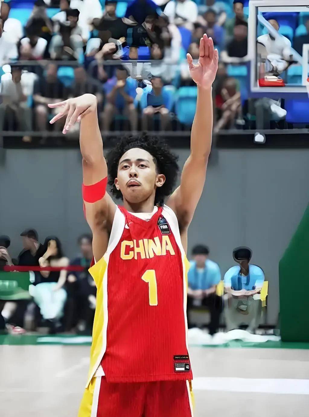 球星爆发！亚洲杯赛场再现神级操作的简单介绍