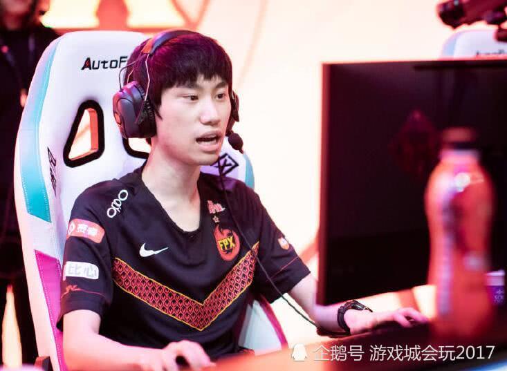 包含史诗对决！LPL上演极限翻盘的词条