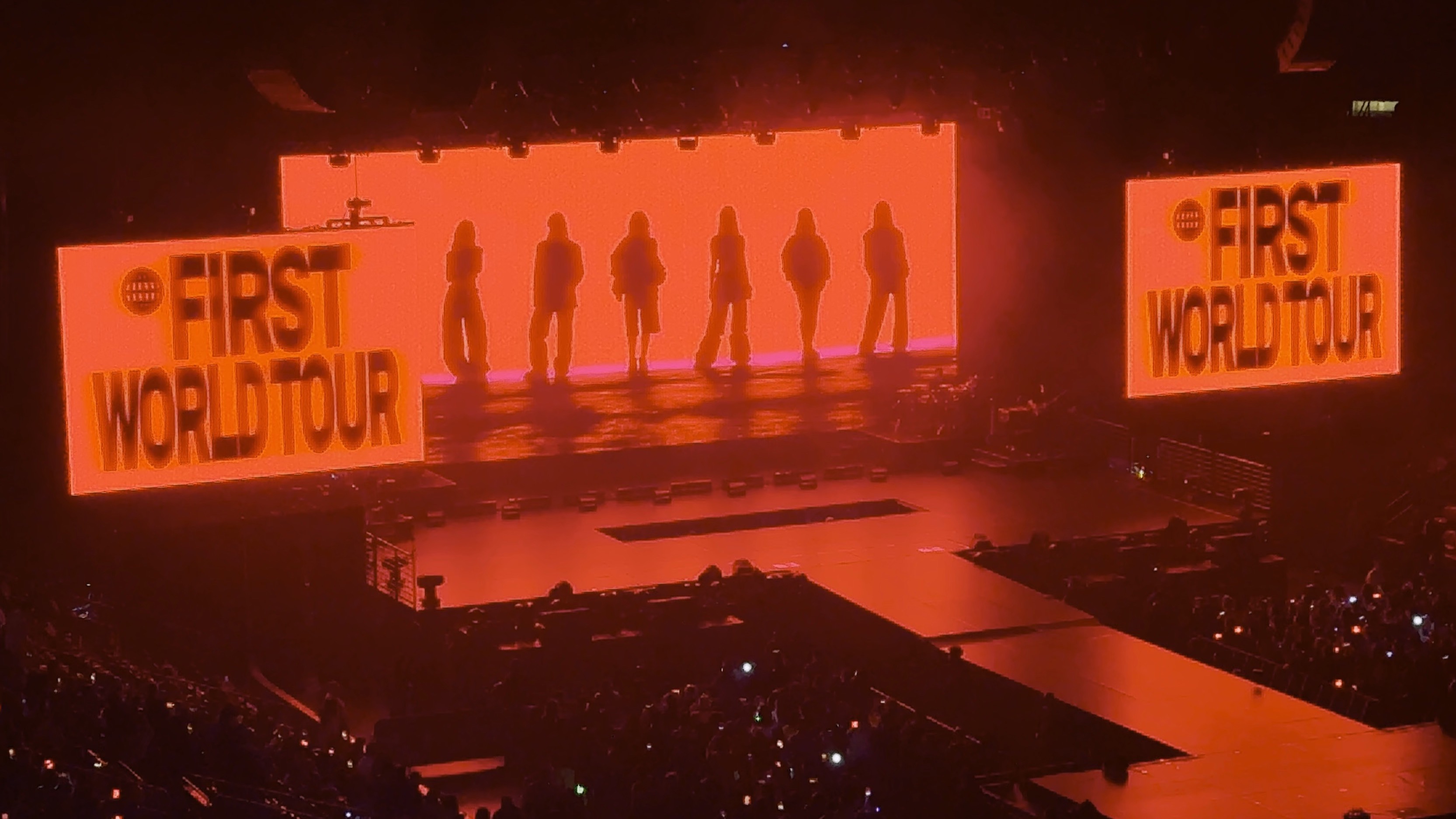 关于场面火爆！Valorant观众席沸腾不已的信息