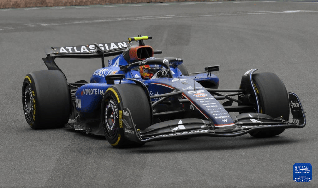 红牛车队完胜哈斯车队,维斯塔潘带队取胜 红牛车队完胜哈斯车队,维斯塔潘带队取胜